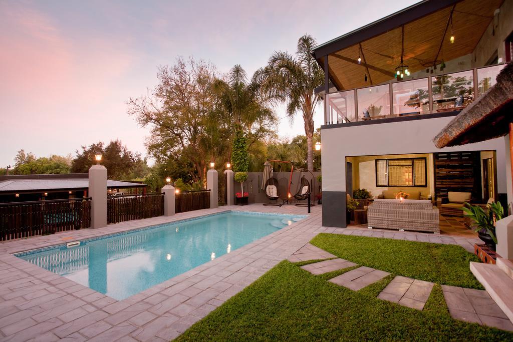 Miles B&B Guest House Oudtshoorn Dış mekan fotoğraf