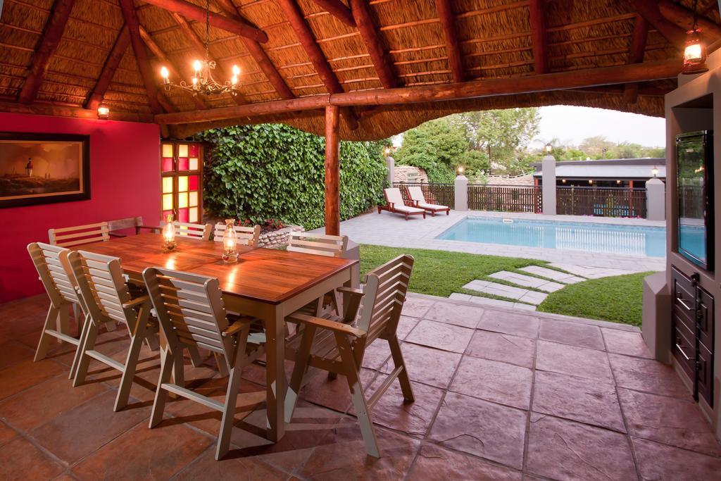 Miles B&B Guest House Oudtshoorn Dış mekan fotoğraf