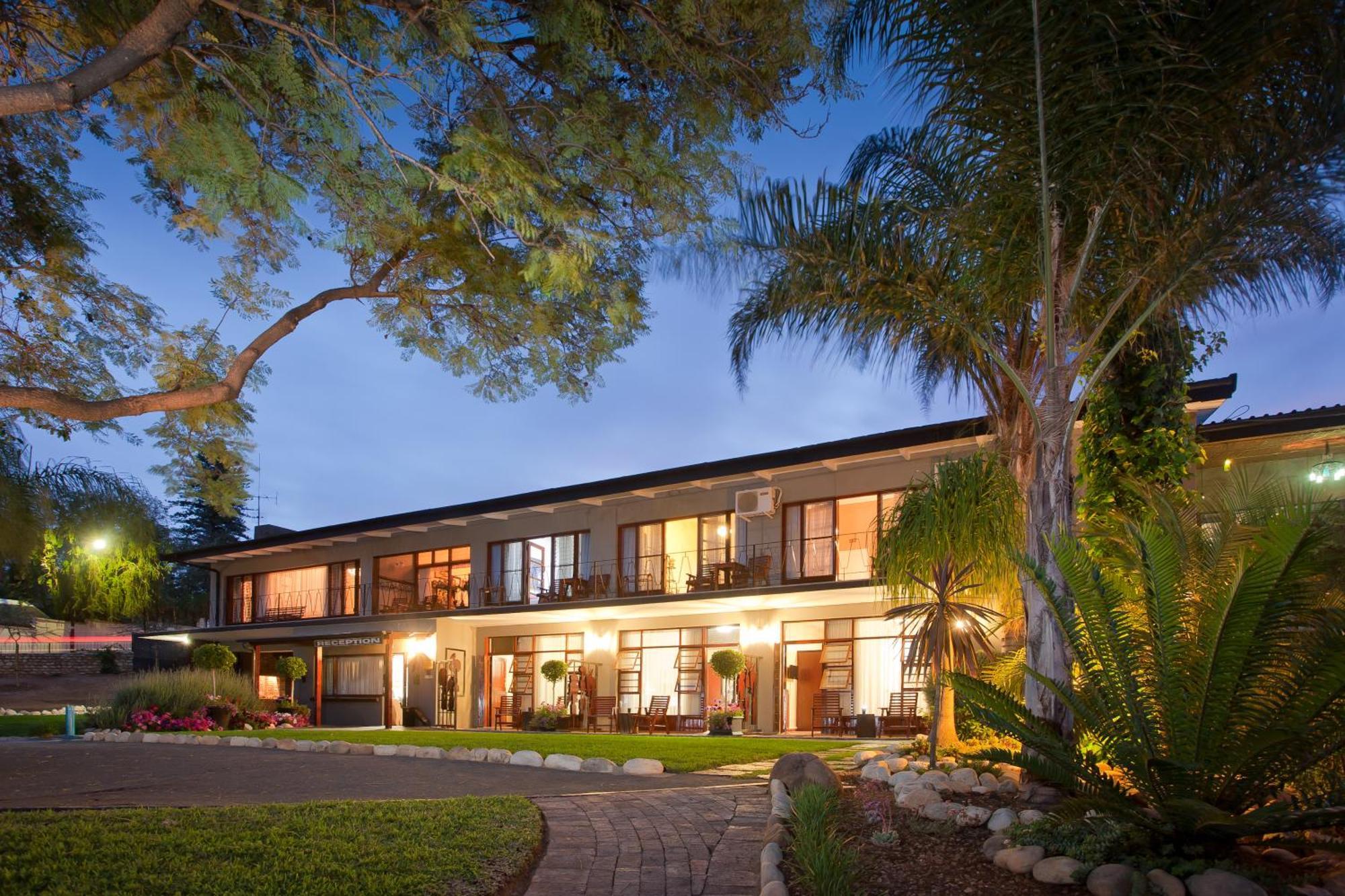 Miles B&B Guest House Oudtshoorn Dış mekan fotoğraf