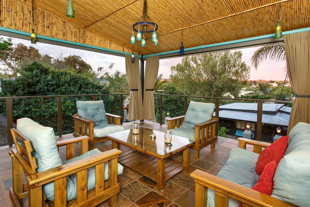 Miles B&B Guest House Oudtshoorn Dış mekan fotoğraf